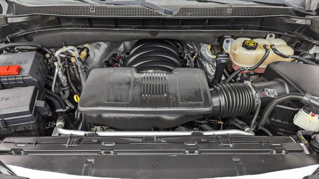 Used 2023 Chevrolet Suburban Premier image 34