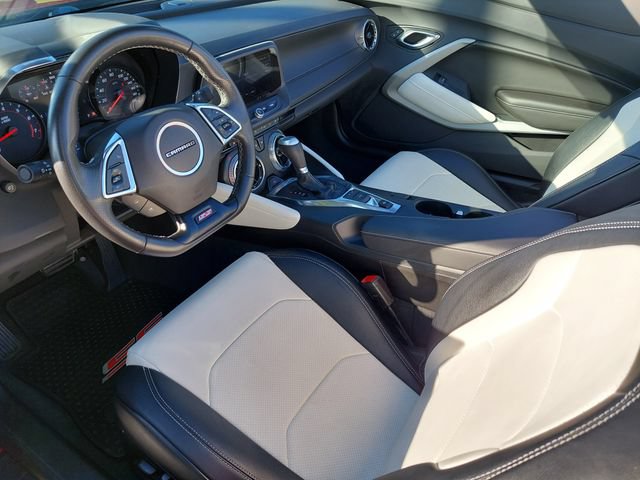 Certified 2023 Chevrolet Camaro SS RWD image 6