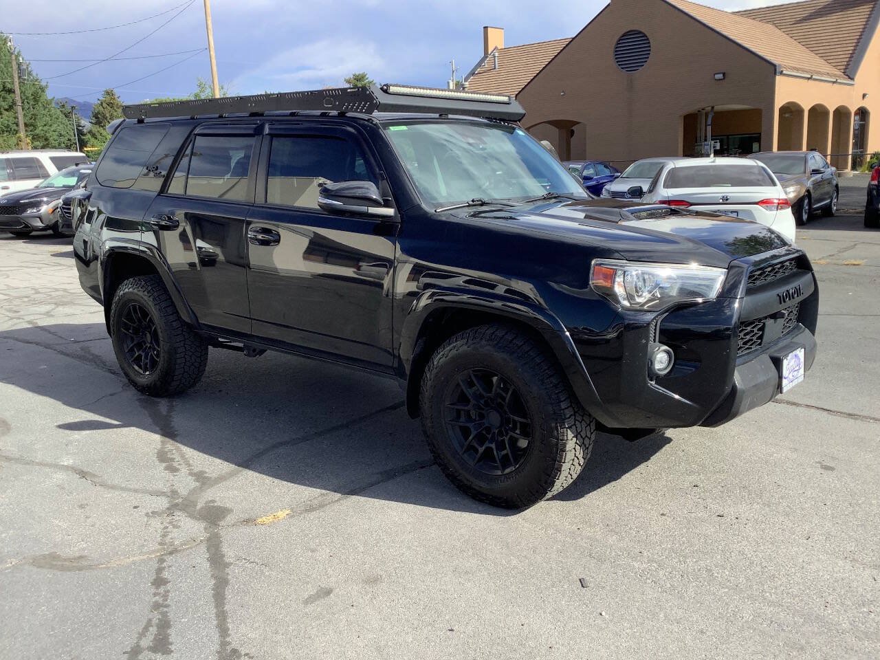 Used 2022 Toyota 4Runner TRD Off-Road Premium AWD/4WD image 8
