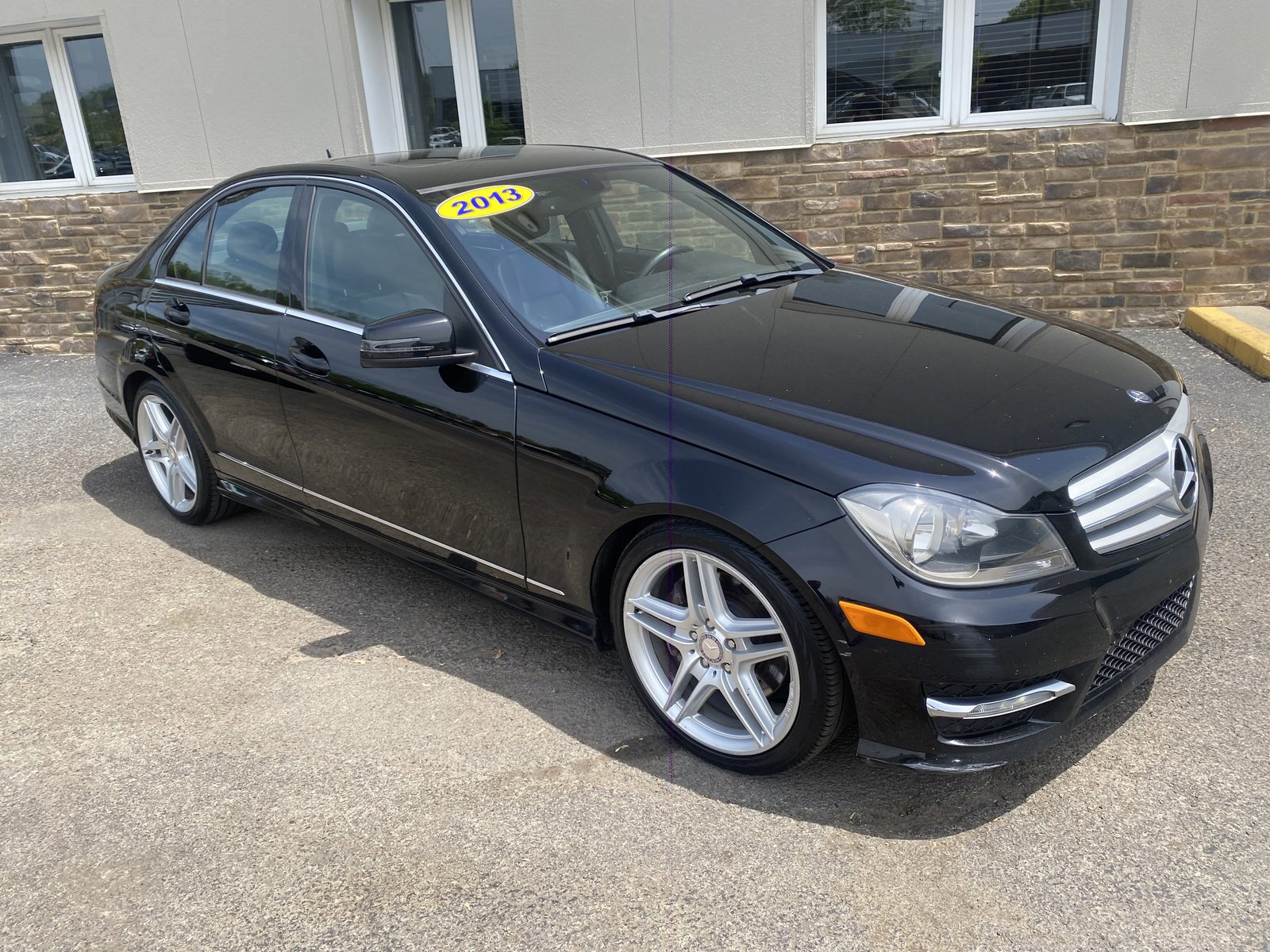 Used 2013 Mercedes-Benz C 300 Sport image 26