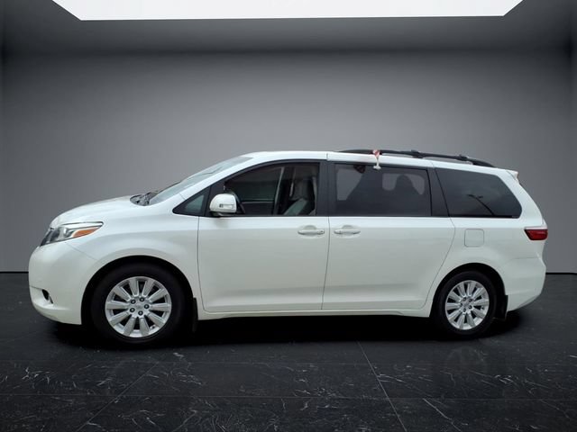 Used 2015 Toyota Sienna Limited Premium AWD/4WD image 7