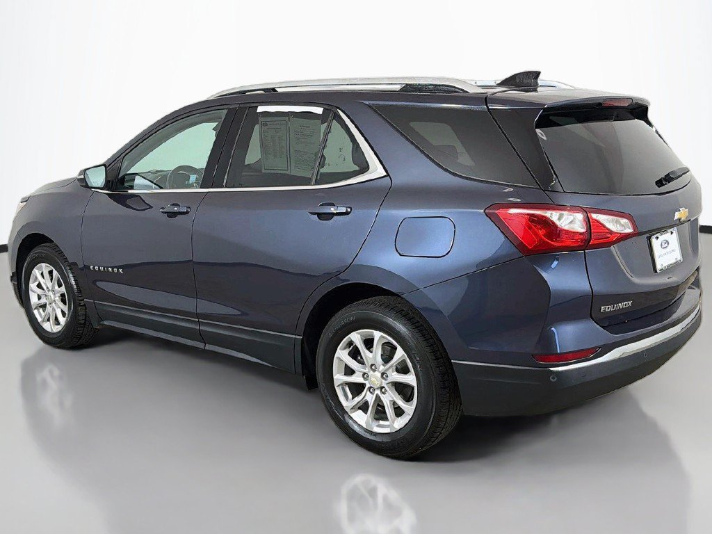 Used 2018 Chevrolet Equinox LT w/ Sun & Infotainment Package FWD image 9