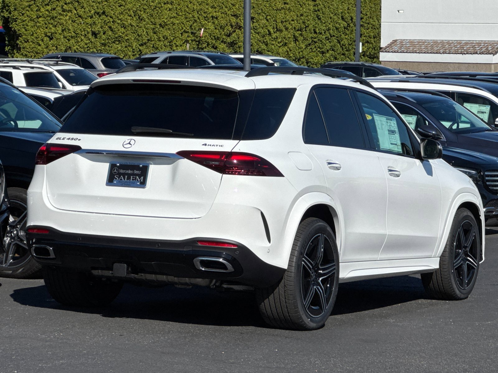 New 2026 Mercedes-Benz GLE 450e 4MATIC image 4