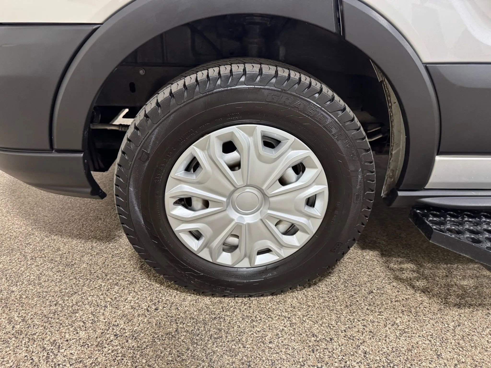 Used 2019 Ford Transit 250 148 Medium Roof image 56