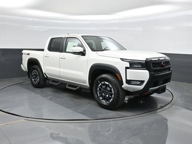 Used 2026 Nissan Frontier PRO-4X w/ Tow Package AWD/4WD image 5