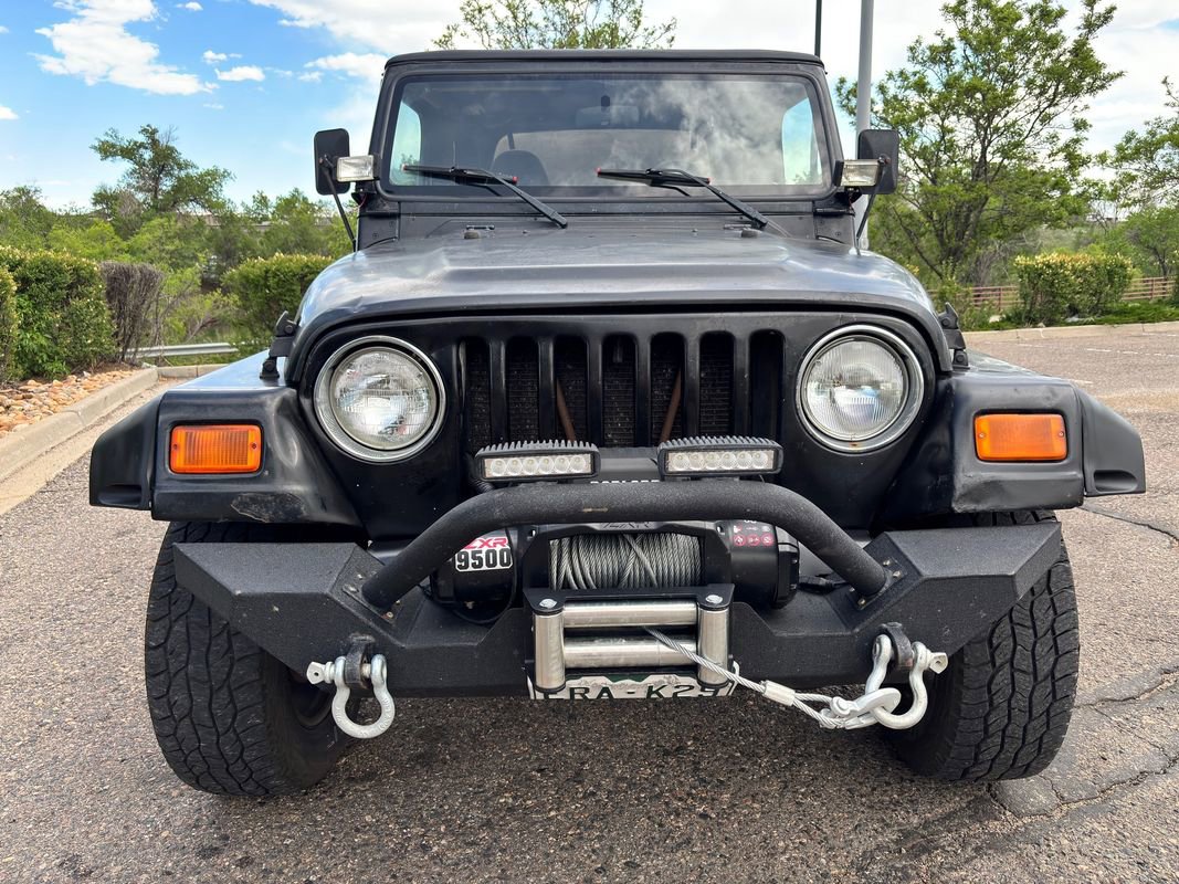 Used 2000 Jeep Wrangler Sahara AWD/4WD image 4