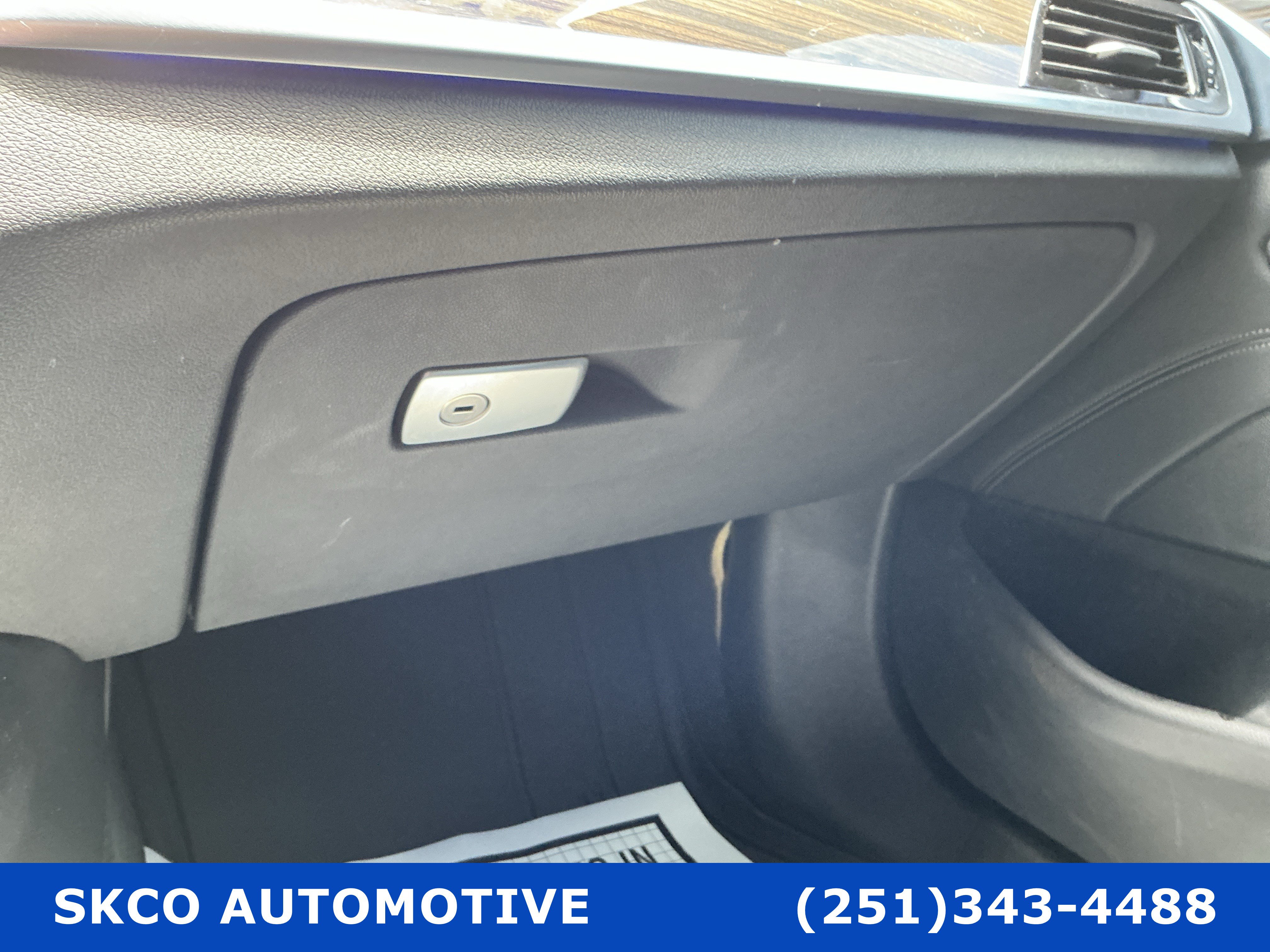 Used 2019 BMW 530i w/ Convenience Package RWD image 24