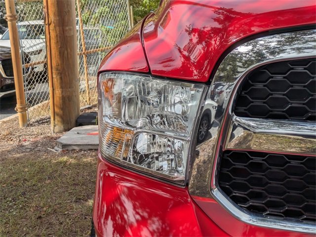 Used 2021 RAM 1500 Classic SLT image 8