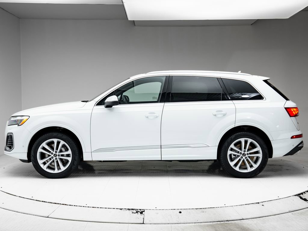 Certified 2025 Audi Q7 3.0T Premium w/ Convenience Package image 2