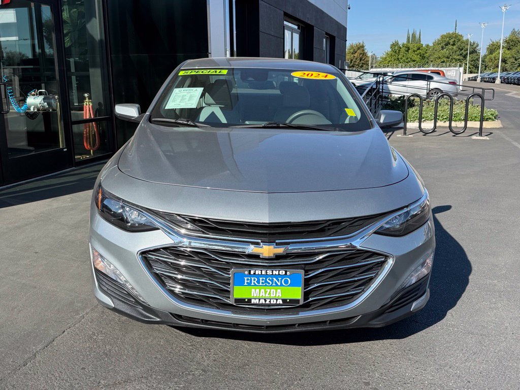 Used 2024 Chevrolet Malibu LT FWD image 3