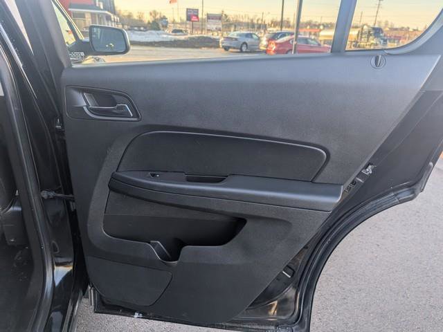 Used 2017 Chevrolet Equinox Premier w/ Enhanced Convenience Package image 19