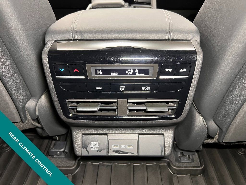 Used 2024 Acura MDX SH-AWD image 13