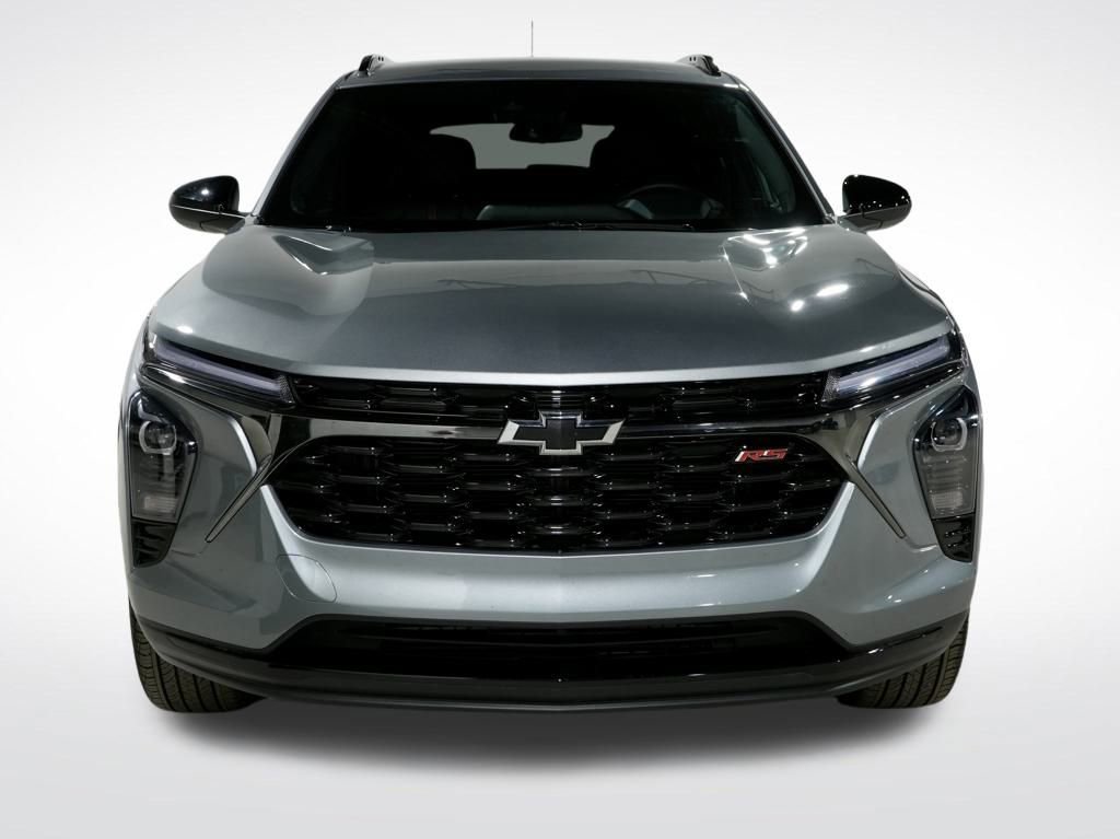 Used 2025 Chevrolet Trax RS w/ Driver Confidence Package image 10