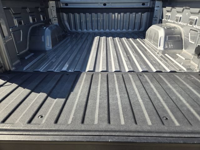 Used 2024 Chevrolet Silverado 1500 Custom RWD image 31