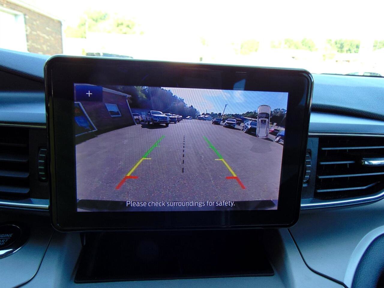 Used 2023 Ford Explorer XLT w/ Equipment Group 202A image 29