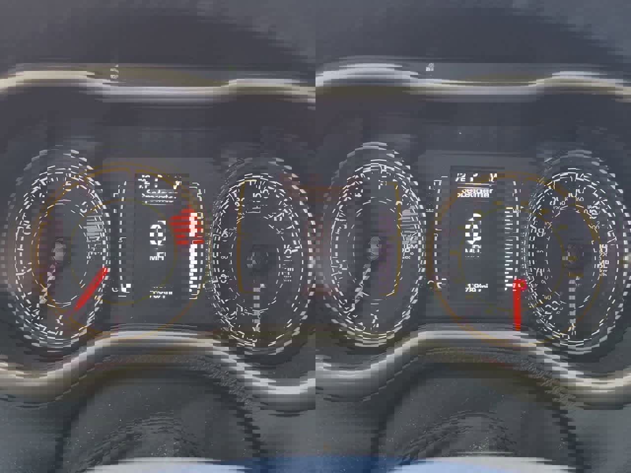 Used 2017 Jeep Cherokee Latitude image 32