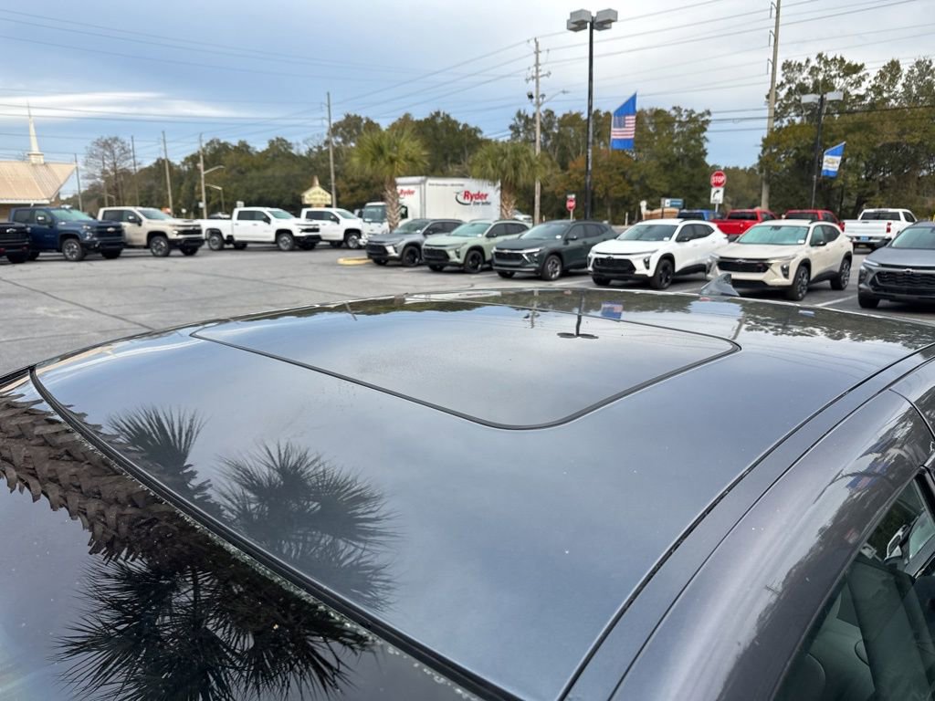 Used 2011 Cadillac STS Luxury image 37