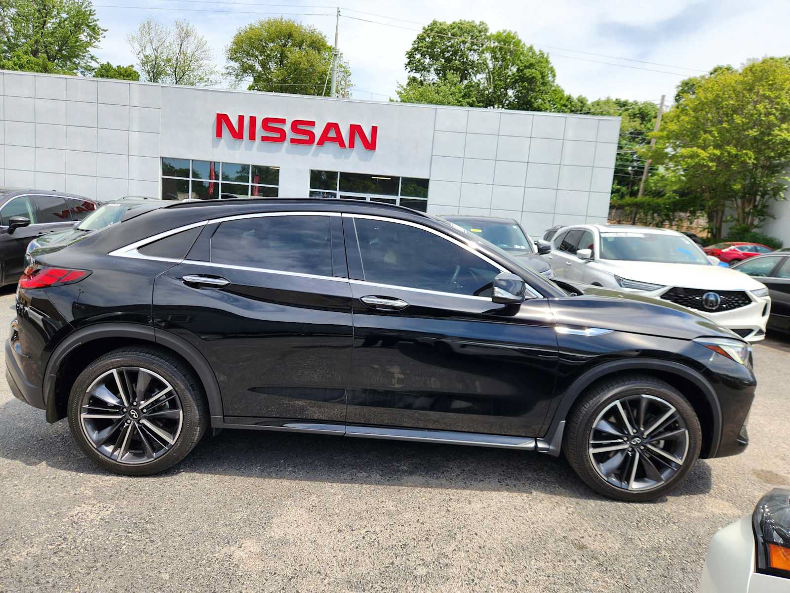 Certified 2023 INFINITI QX55 Luxe w/ Cargo Package AWD/4WD image 6