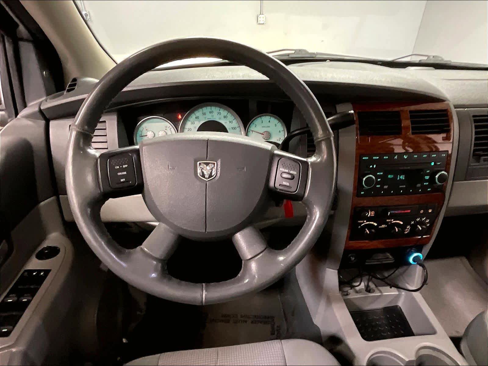 Used 2009 Dodge Durango SLT image 7