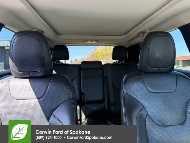 Used 2015 Jeep Cherokee Limited w/ Luxury Group image 36