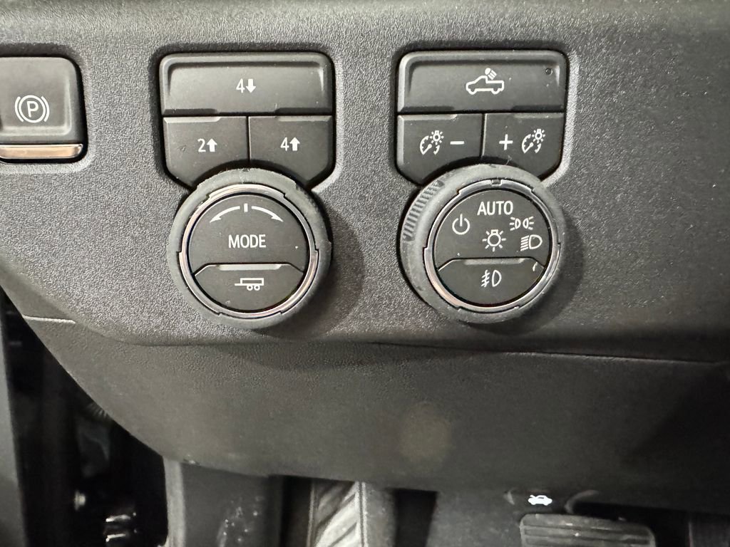 New 2026 Chevrolet Silverado 3500 LT AWD/4WD image 19