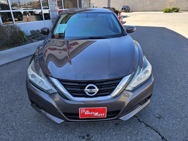 Used 2017 Nissan Altima 2.5 SL w/ Moonroof Package image 7