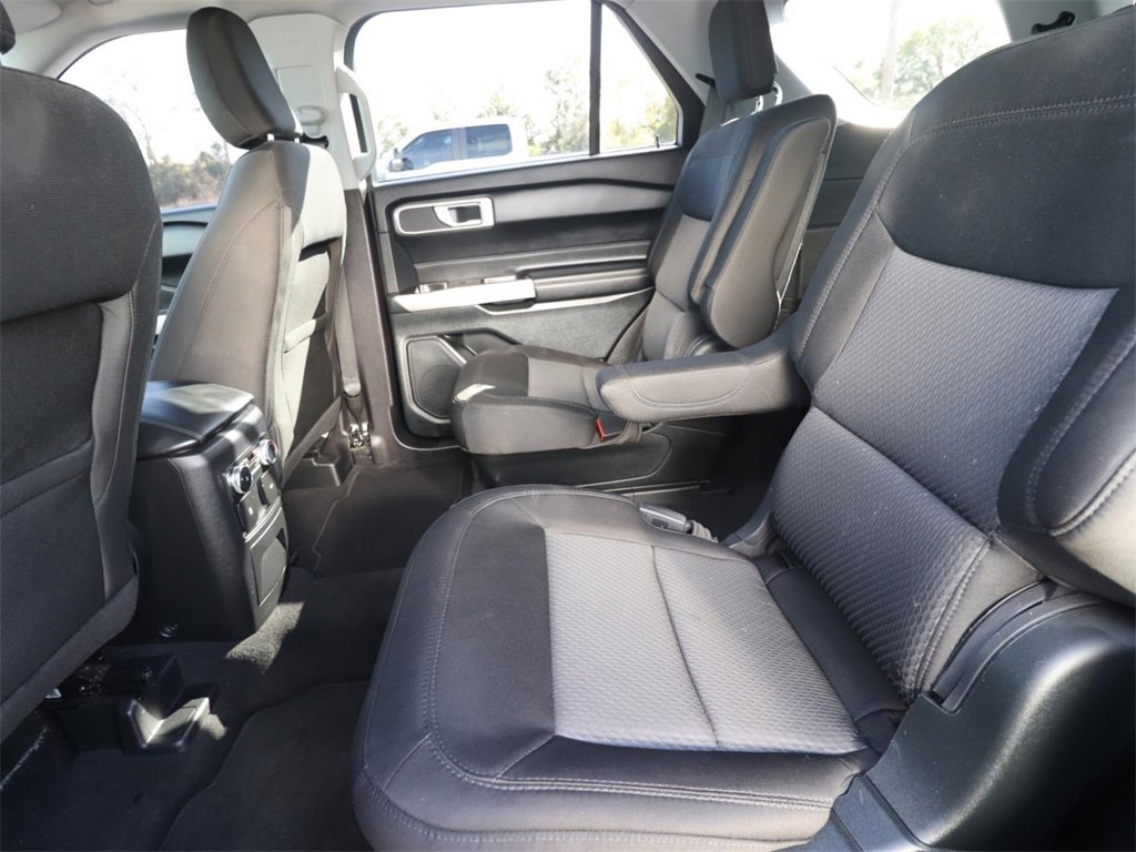 Certified 2022 Ford Explorer XLT image 10