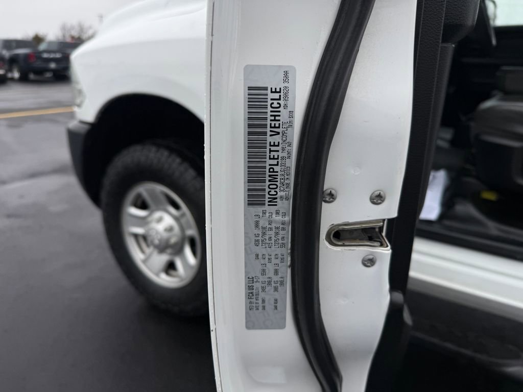 Used 2018 RAM 3500 Tradesman image 23