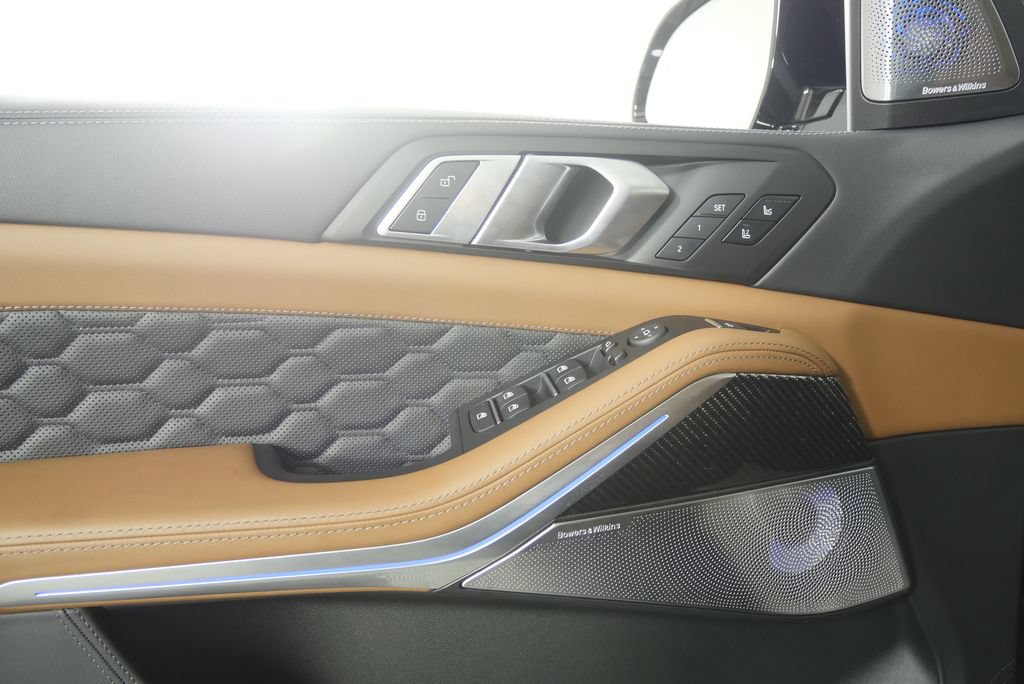 New 2026 BMW X5 M Competition w/ Executive Package AWD/4WD image 8