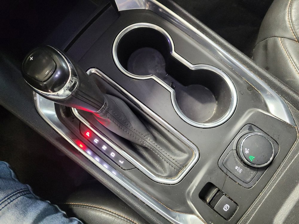 Used 2019 Chevrolet Traverse RS FWD image 26