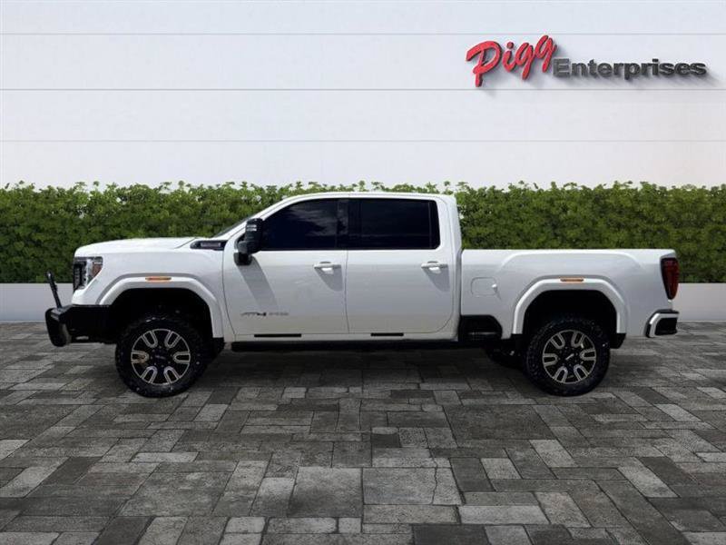 Used 2023 GMC Sierra 2500 AT4 w/ AT4 Premium Plus Package AWD/4WD image 3