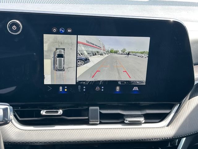 Used 2025 Chevrolet Equinox LT w/ Convenience Package II image 23