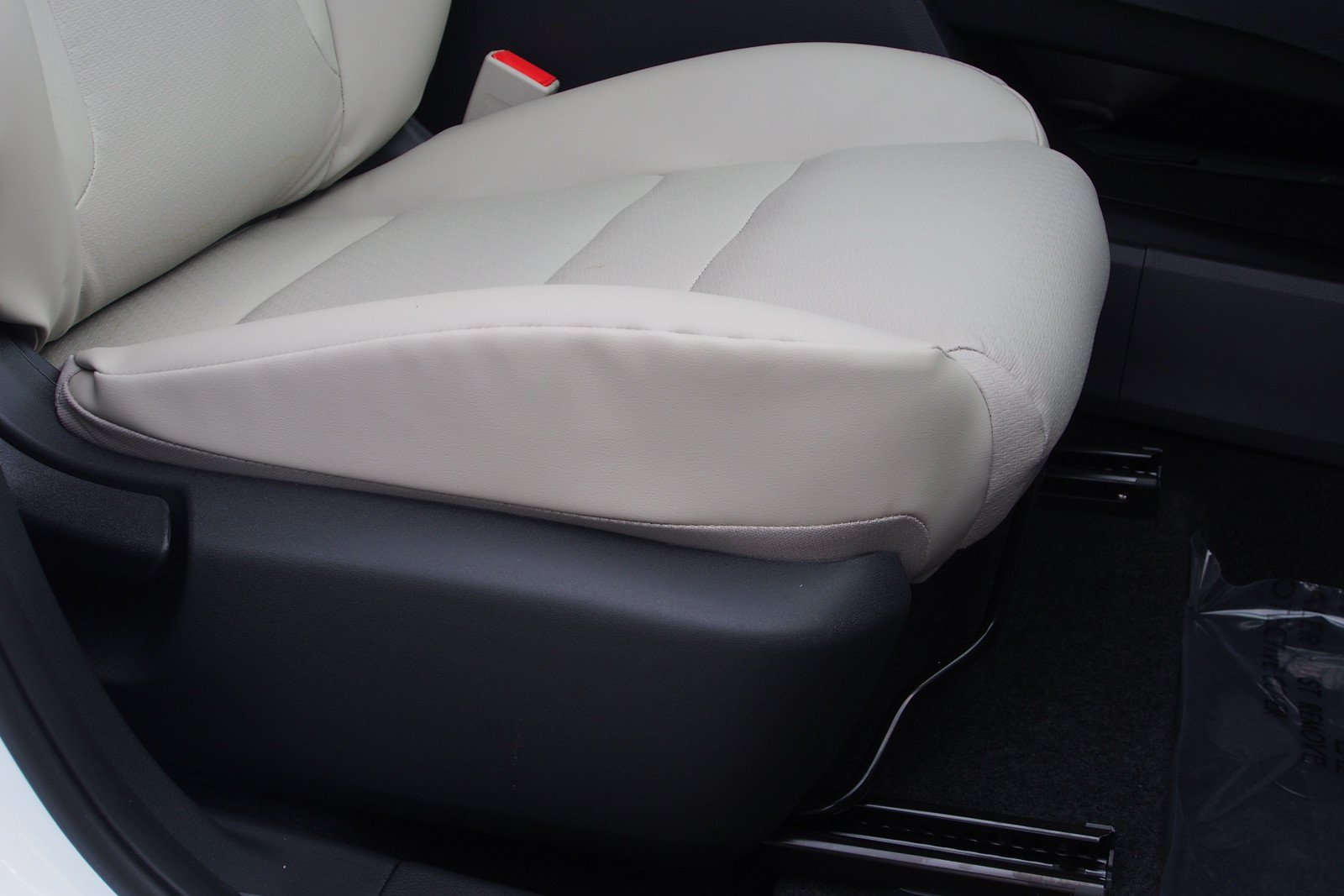 New 2026 Nissan Rogue Dark Armor FWD image 12