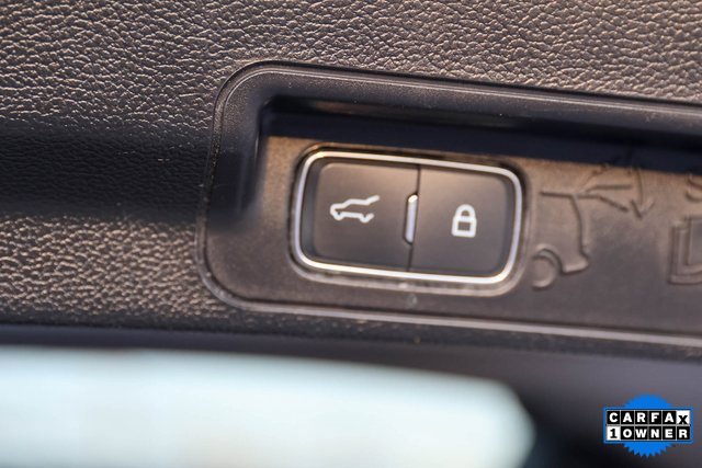 Used 2023 Ford Explorer XLT w/ Equipment Group 202A image 10