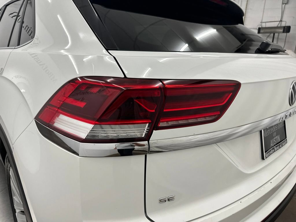 Used 2021 Volkswagen Atlas Cross Sport SE w/ Panoramic Sunroof Package AWD/4WD image 9