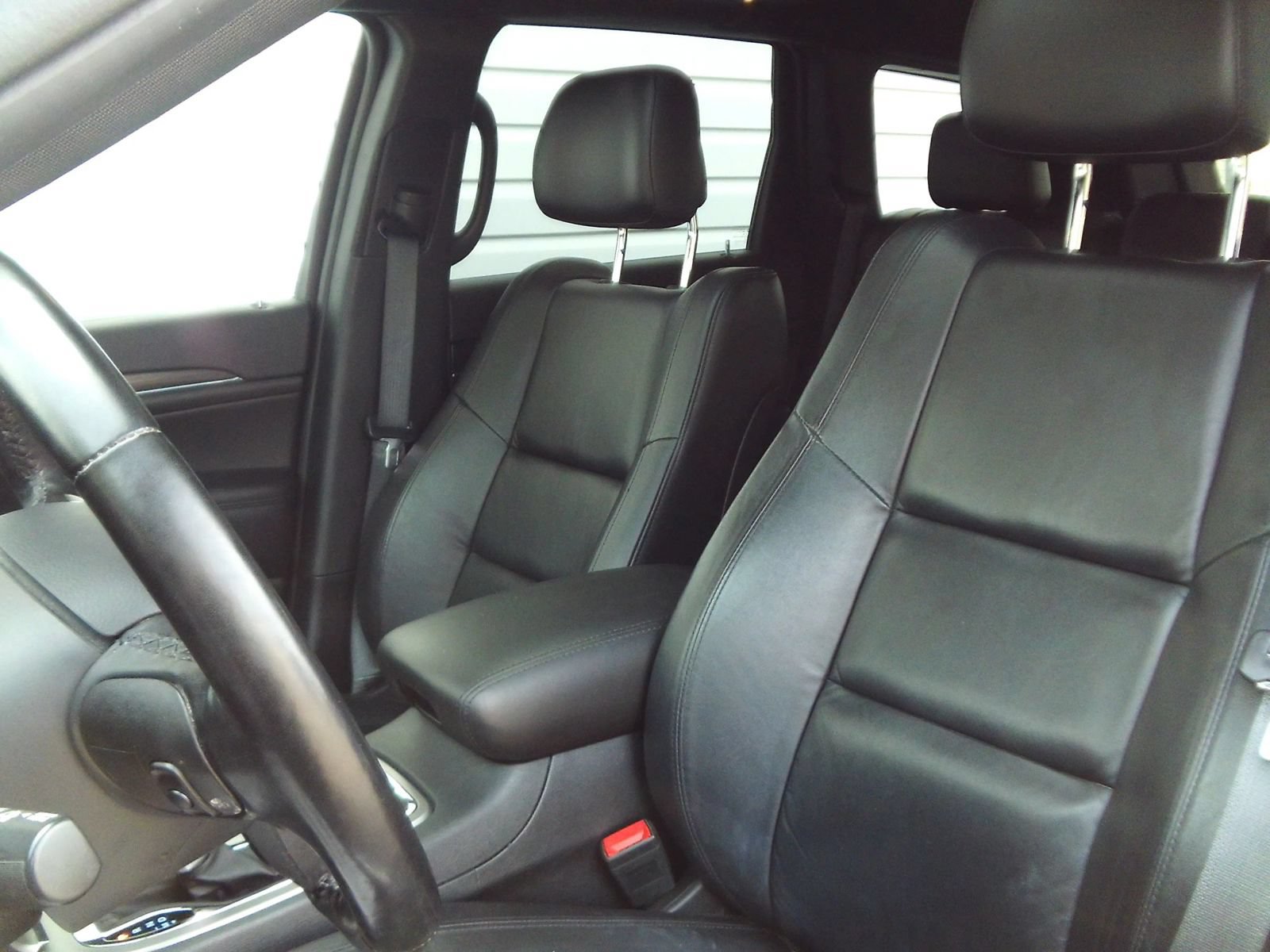 Used 2021 Jeep Grand Cherokee Limited AWD/4WD image 19