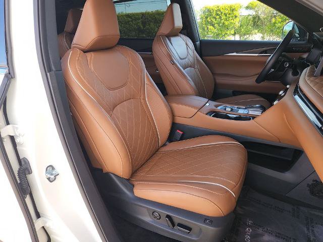 Used 2025 INFINITI QX60 Autograph w/ Cargo Package AWD/4WD image 17