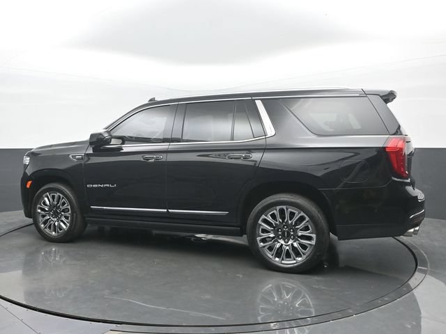 Used 2024 GMC Yukon Denali Ultimate AWD/4WD image 3