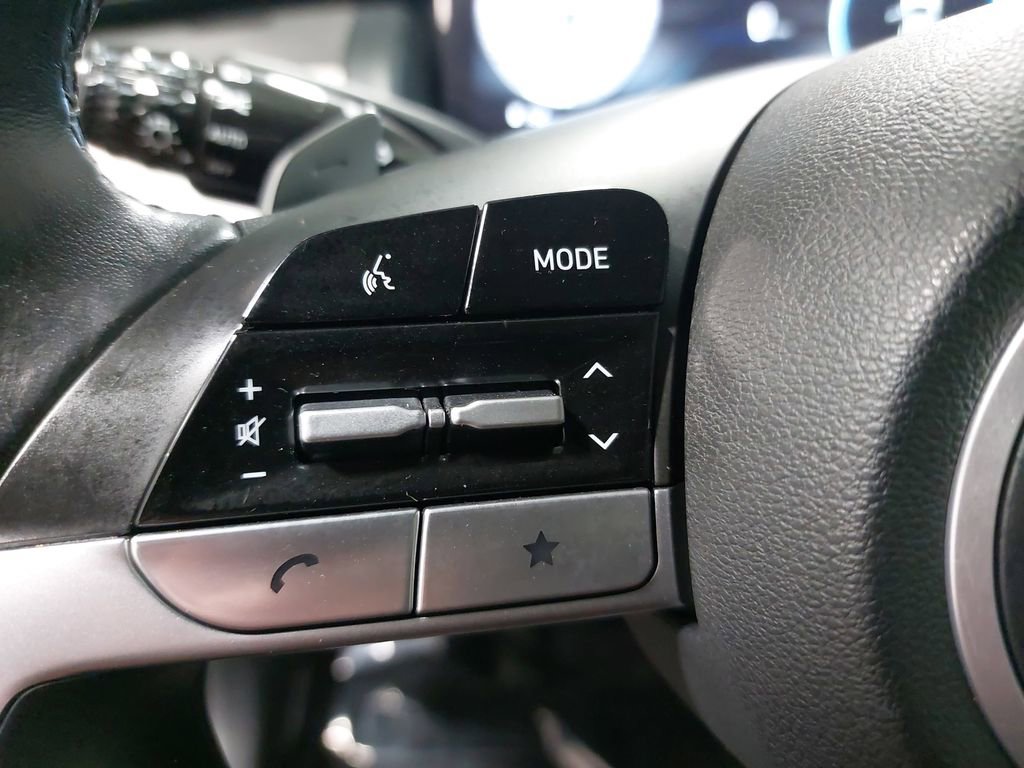 Used 2024 Hyundai Tucson Limited image 17
