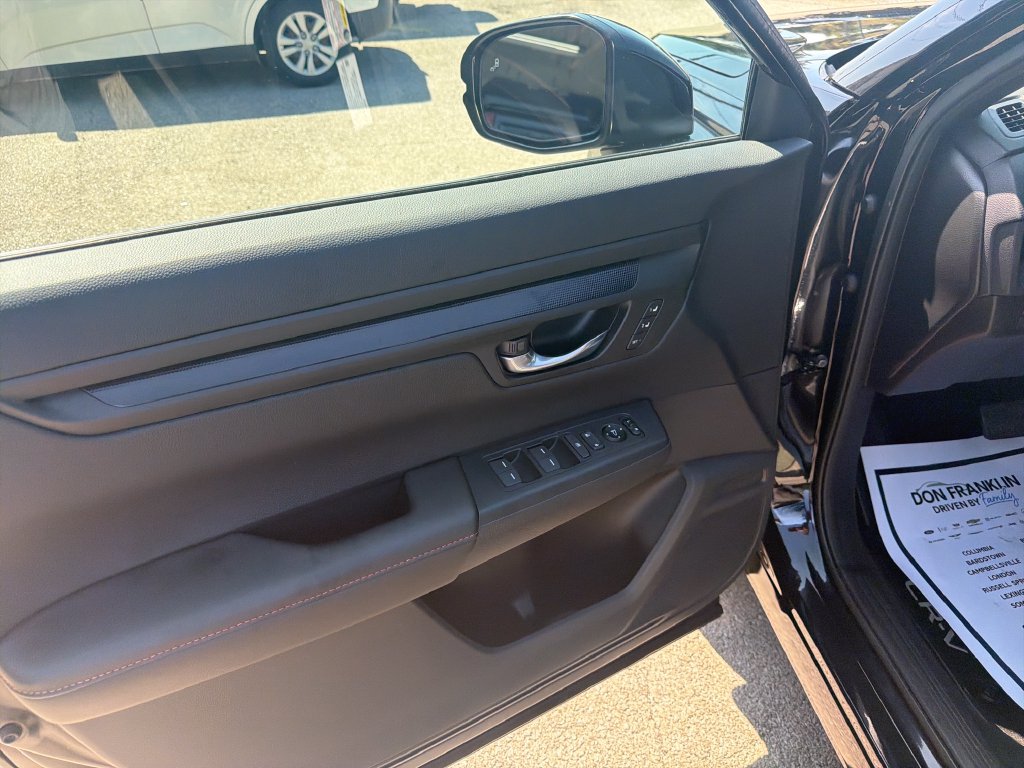 Used 2025 Honda CR-V Sport-L image 11