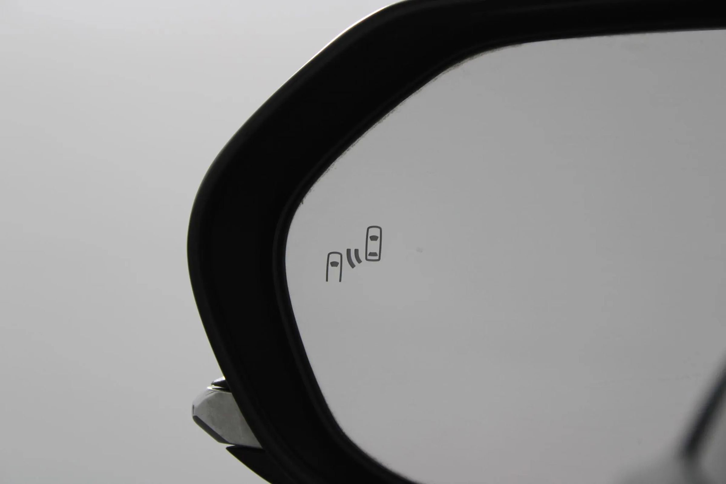 Used 2022 Toyota Prius XLE w/ Advanced Technology Package AWD/4WD image 36