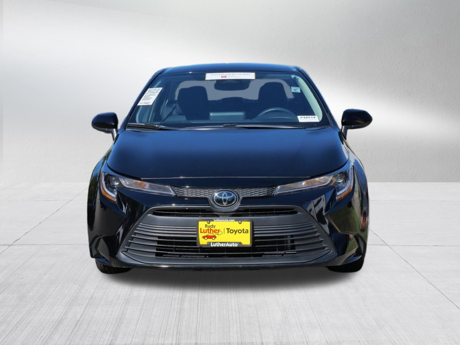 Certified 2025 Toyota Corolla LE FWD image 2