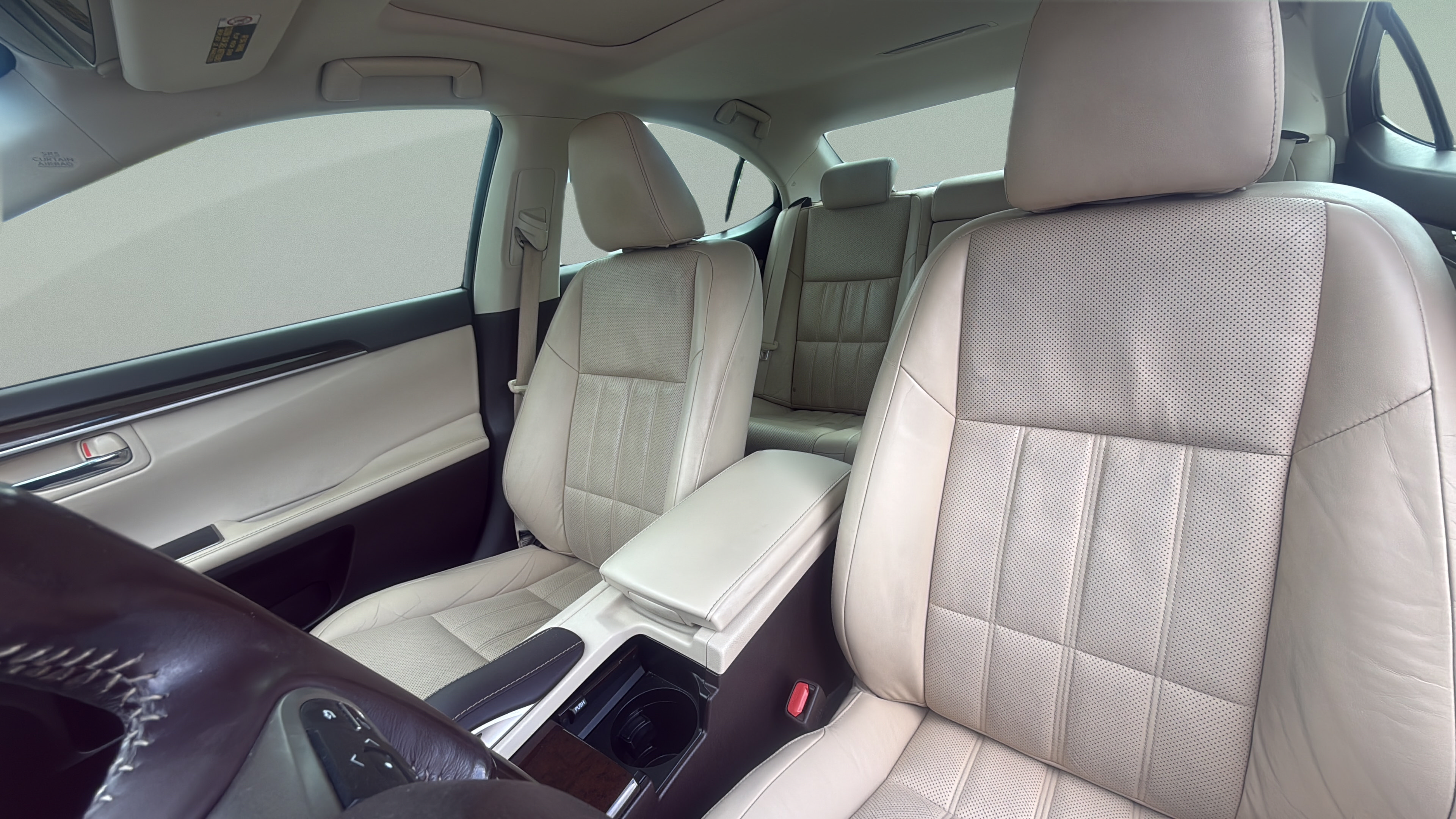 Used 2016 Lexus ES 350 w/ Luxury Package w/Wood Trim FWD image 10