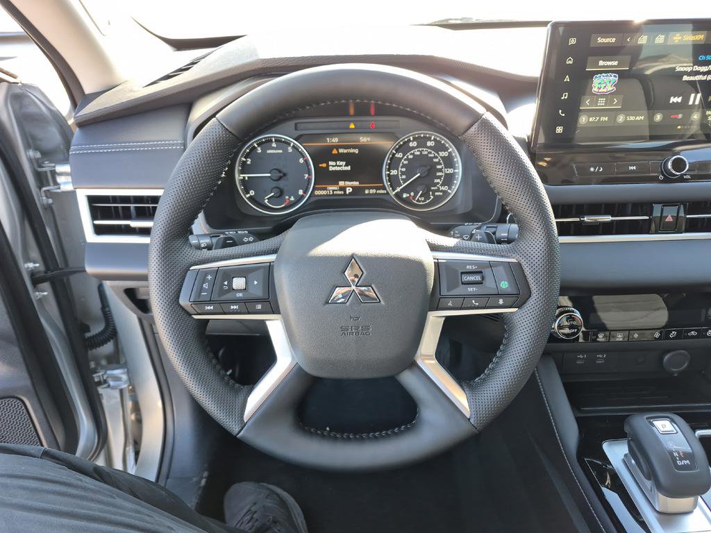 New 2026 Mitsubishi Outlander SE image 20