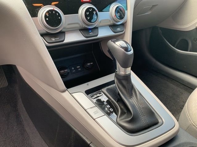 Used 2019 Hyundai Elantra SEL FWD image 28