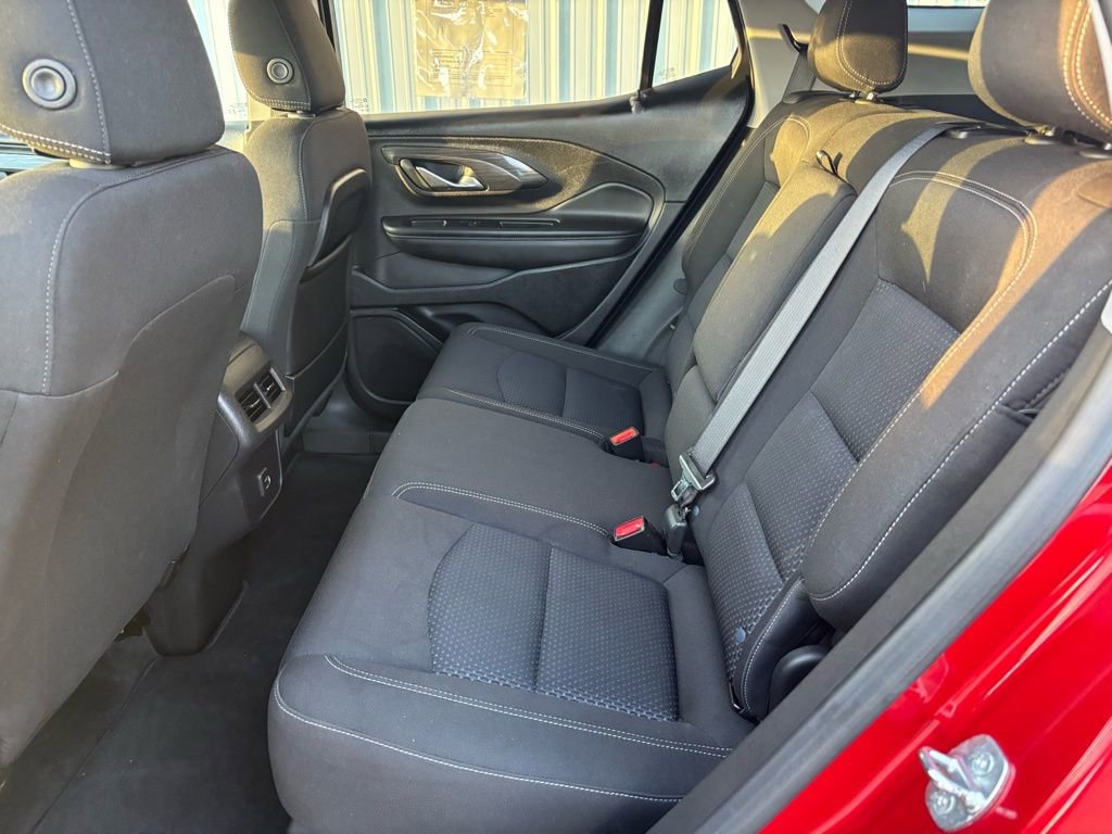 Used 2024 GMC Terrain SLE w/ Driver Convenience Package image 12