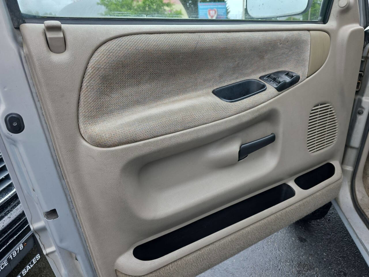 Used 1996 Dodge Ram 1500 Truck 4x4 Regular Cab image 11