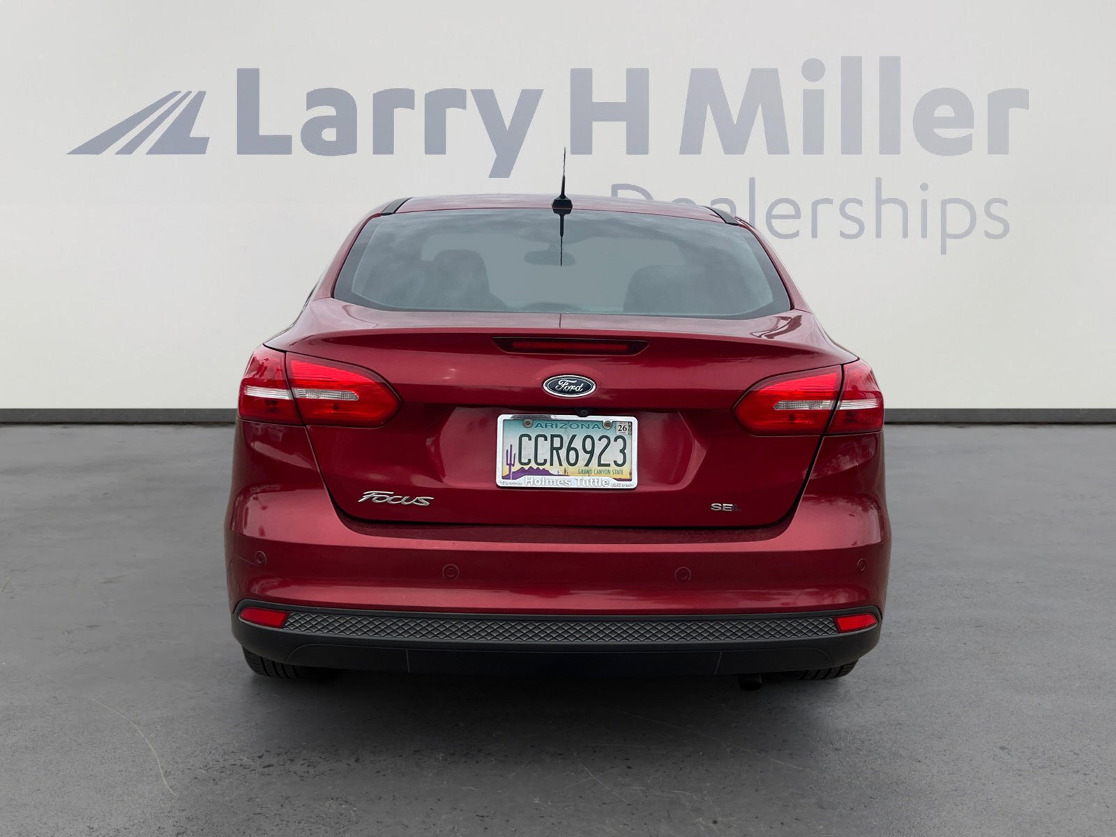 Used 2017 Ford Focus SEL image 4