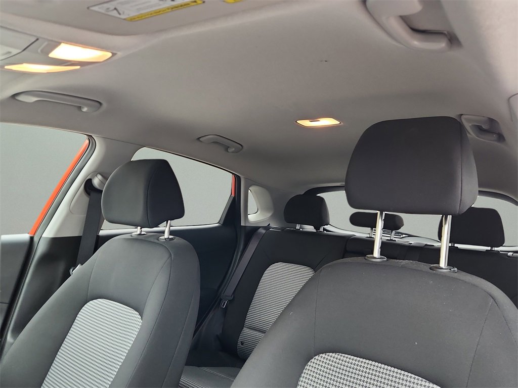 Used 2019 Hyundai Kona SEL image 11