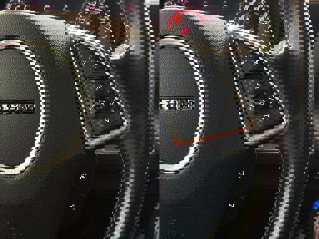 Used 2019 Chevrolet Camaro LT image 16